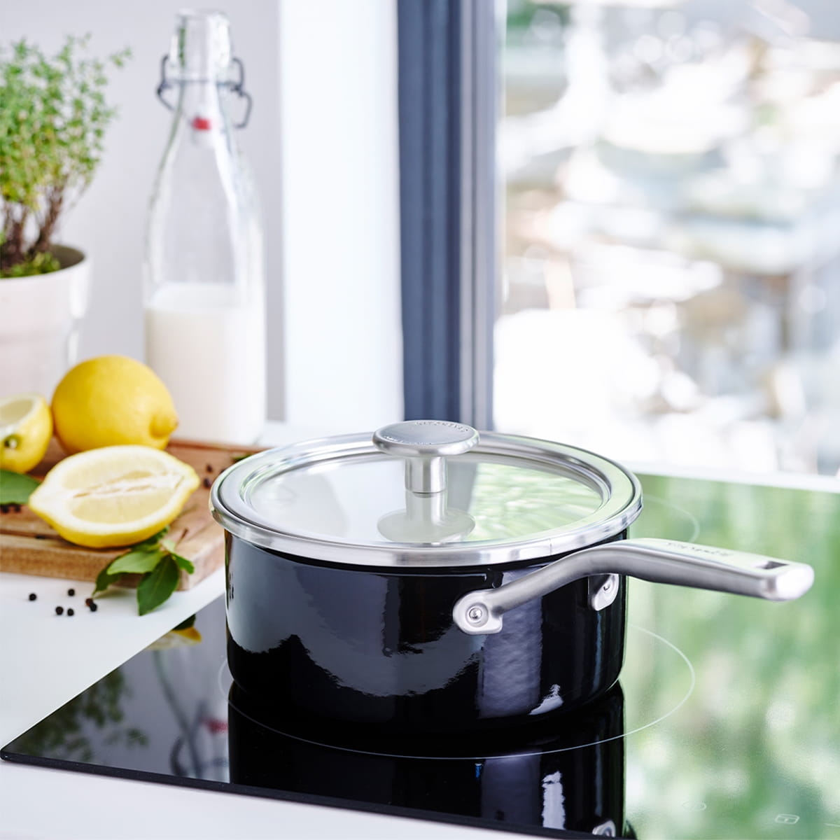 Rondel emaliowany  czarny KitchenAid indukcja CC003288-001