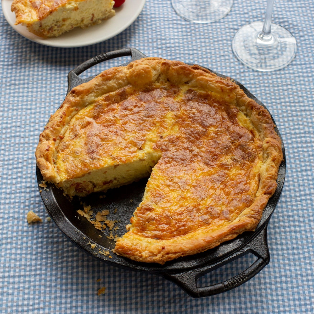 Forma żeliwna do pieczenia ciasta 23 cm / Lodge BW9PIE
