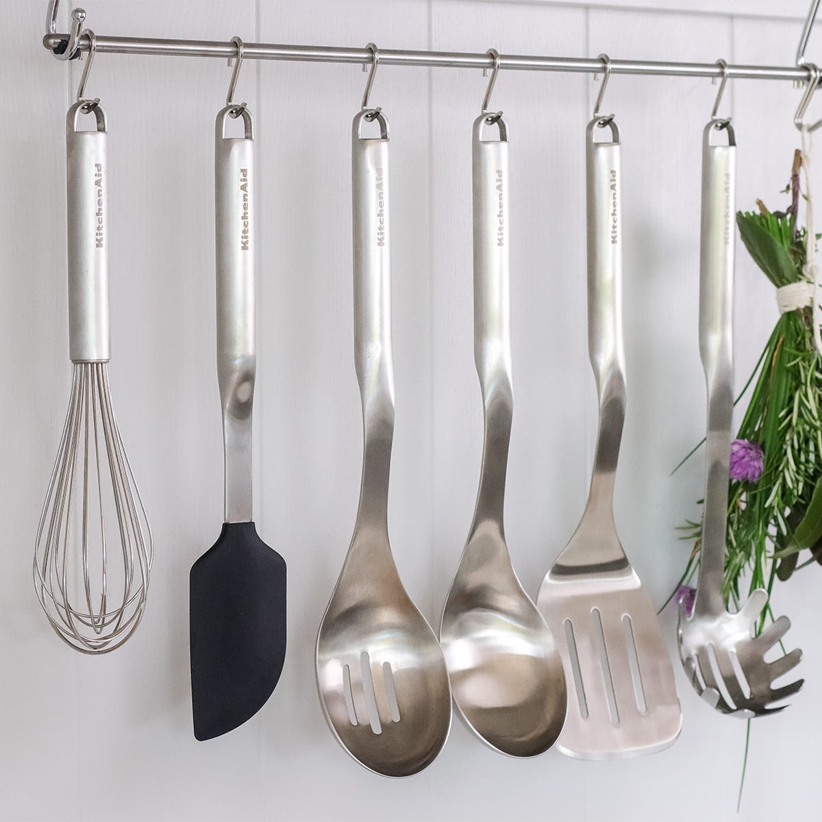 Narzędzia ze stali nierdzewnej KitchenAid KMG031OHOB w bakeshop.pl