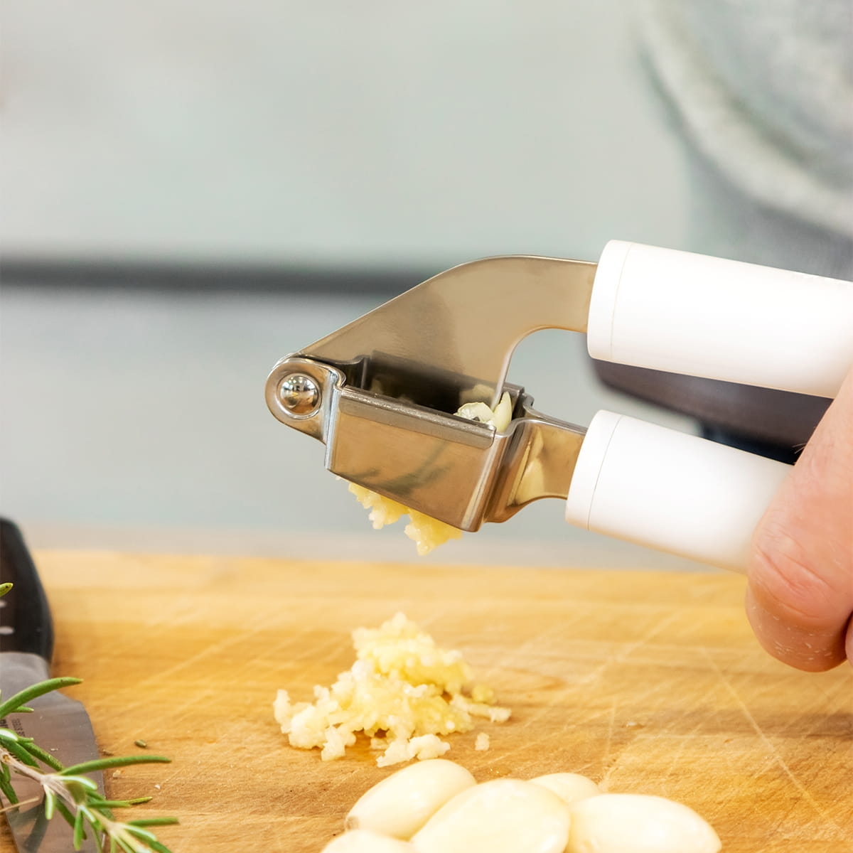 Wyciskacz do czosnku KitchenAid KCG132OHWHE w bakeshop.pl
