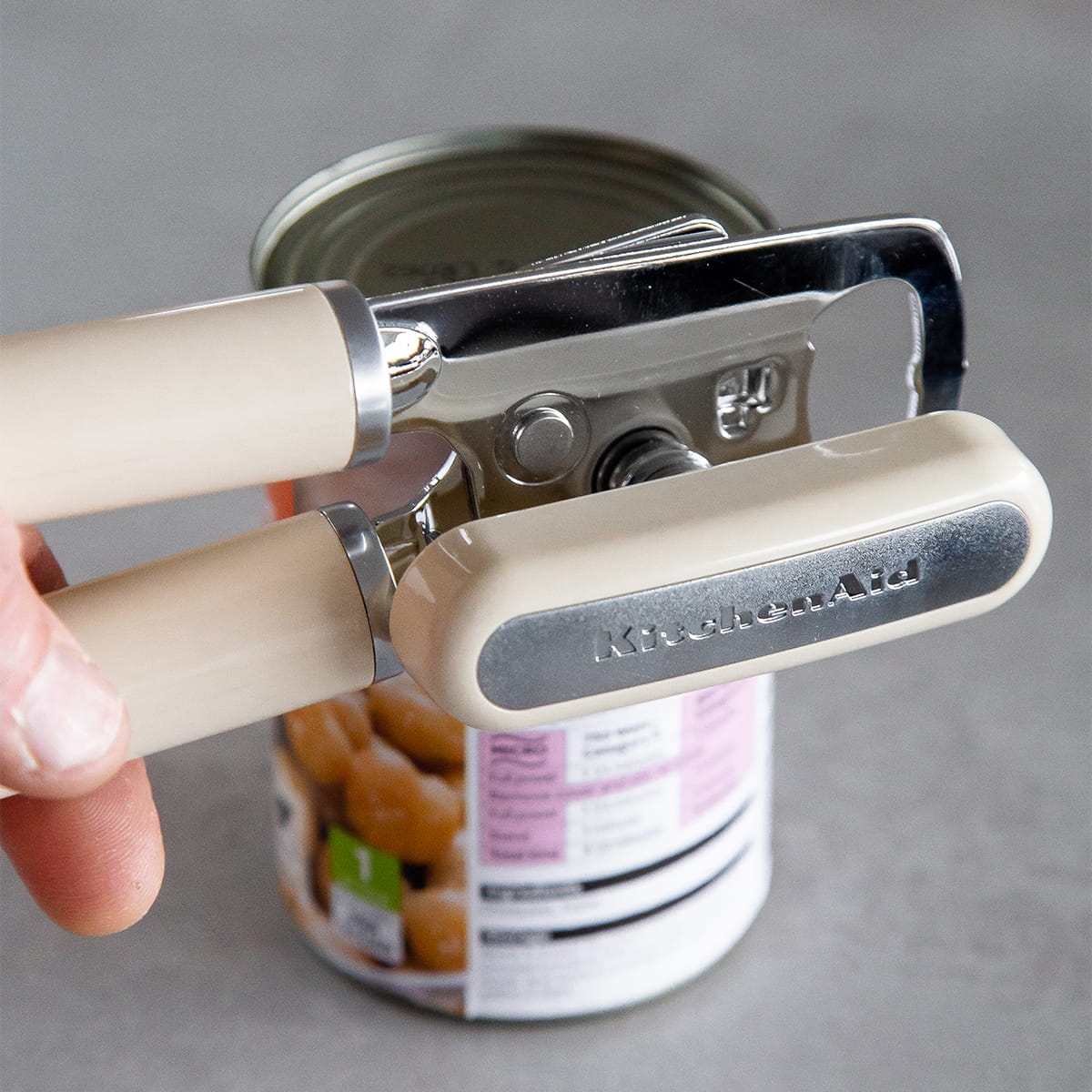 KitchenAid otwieracz do puszek CORELINE Almond Cream KAG199OHACE 5057982065218