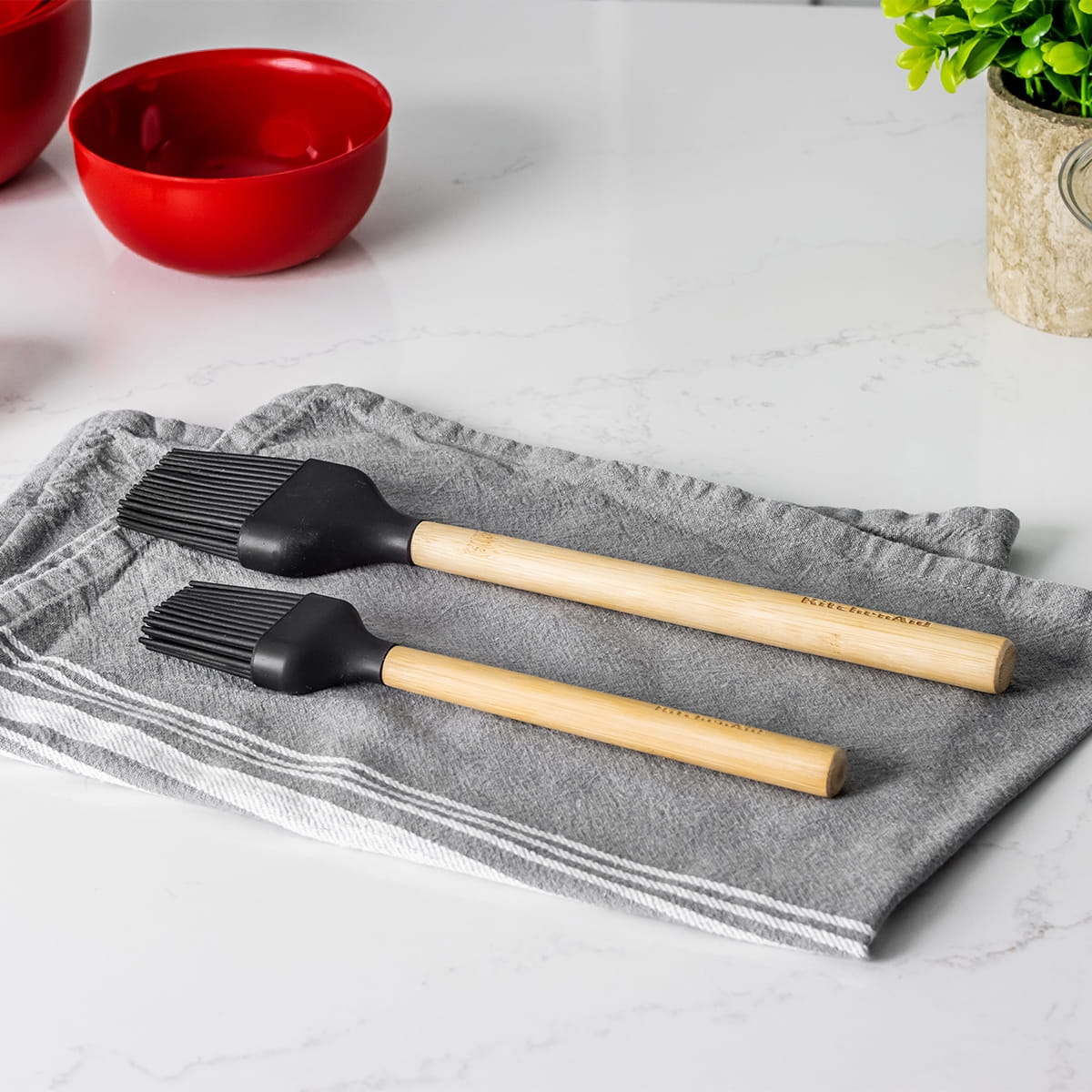 KitchenAid pędzelek silikonowy 22 cm CLASSIC KQG641OHOBE ean: 5057982079932