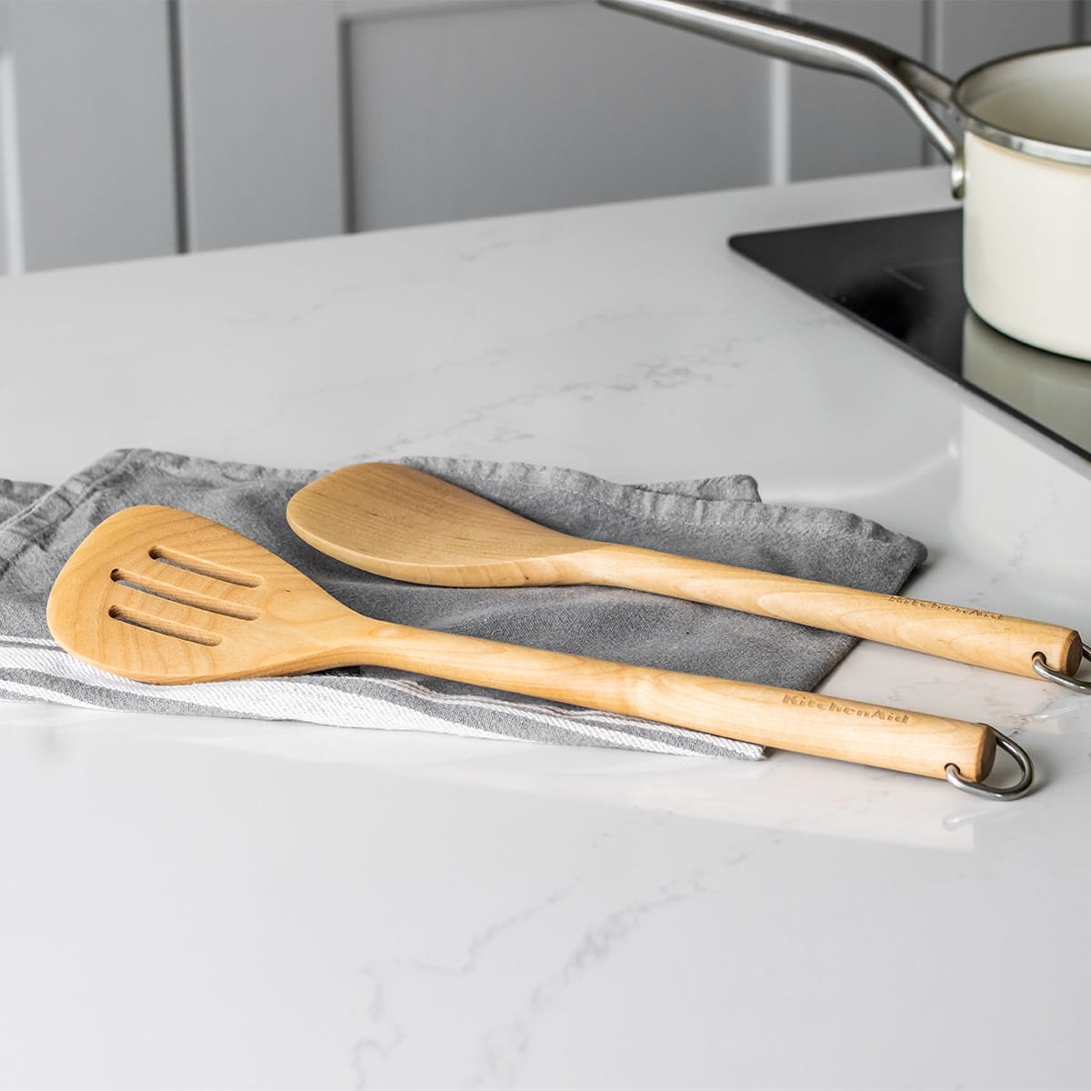 KitchenAid łopatka drewniana z otworami CORELINE Birch KQR702OHE 5057982080006