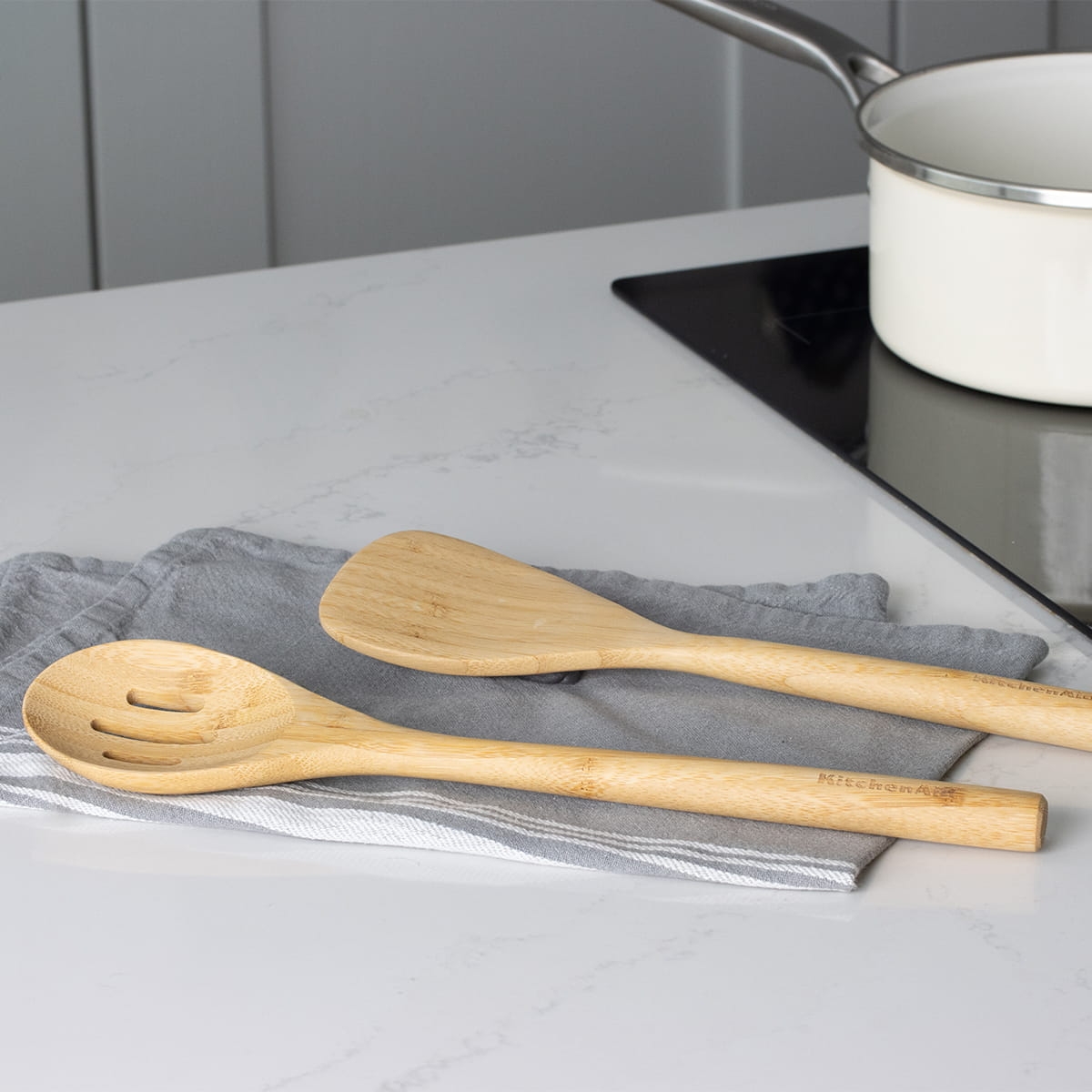 KitchenAid łyżka drewniana z dziurkami CLASSIC Bamboo KQG604OHBBE