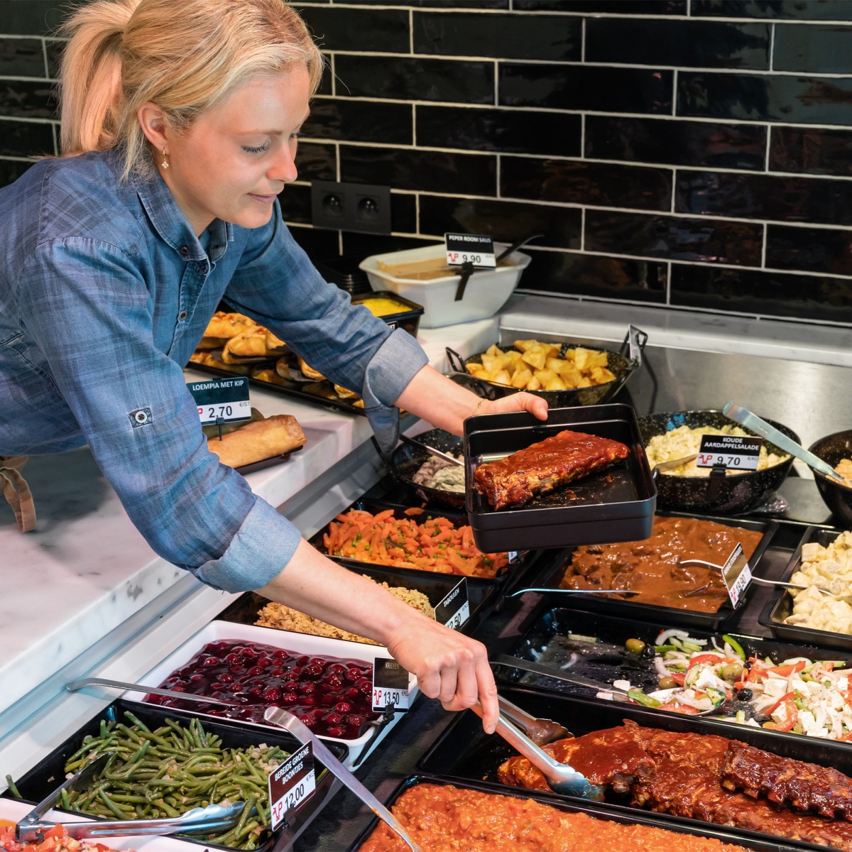 Duży, prostokątny pojemnik 2L na żywność z pokrywką Amuse A-000409, ean 5410801409004