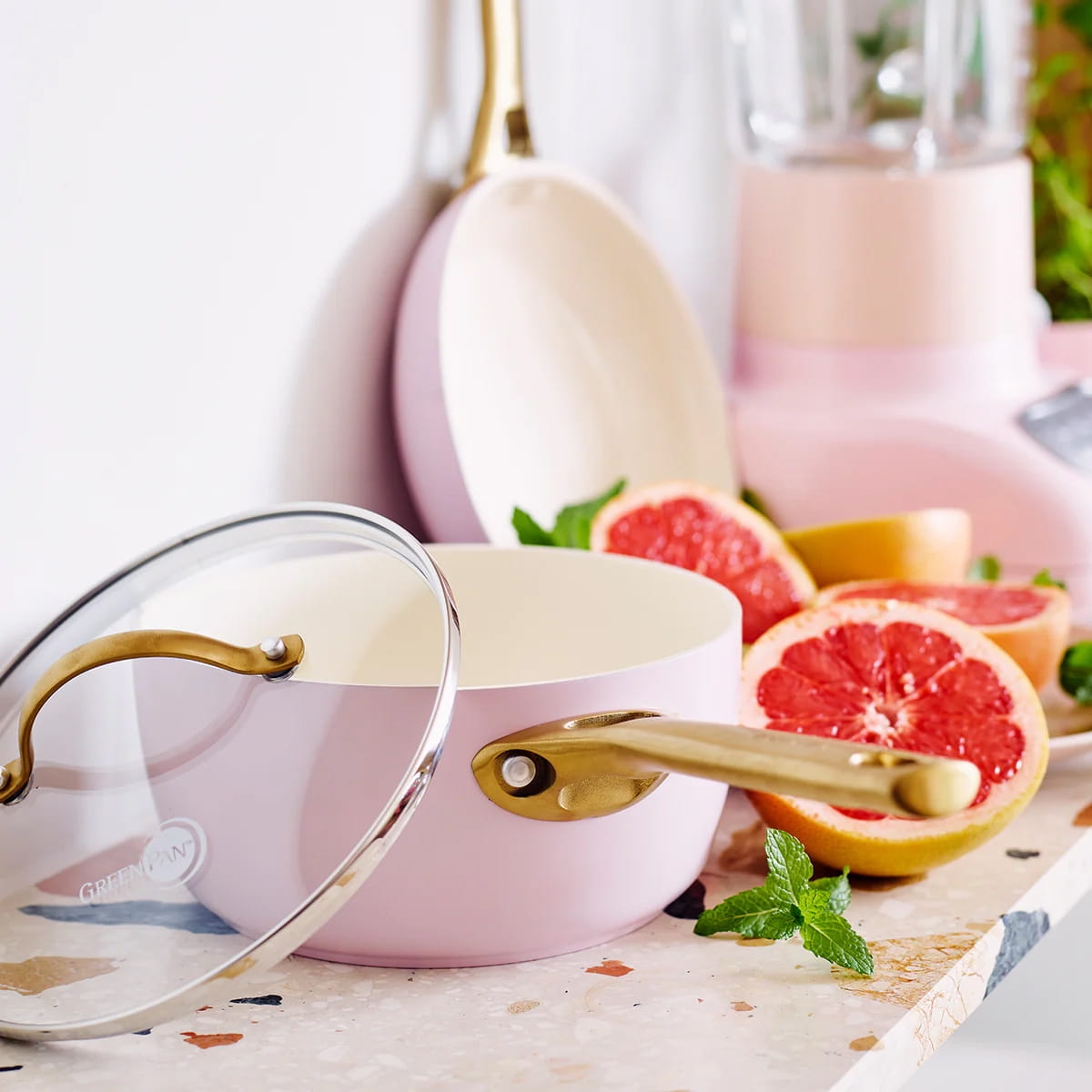 Zestaw garnków i patelni PADOVA Pink GreenPan  CC005370-001, różowe garnki w bakeshop.pl