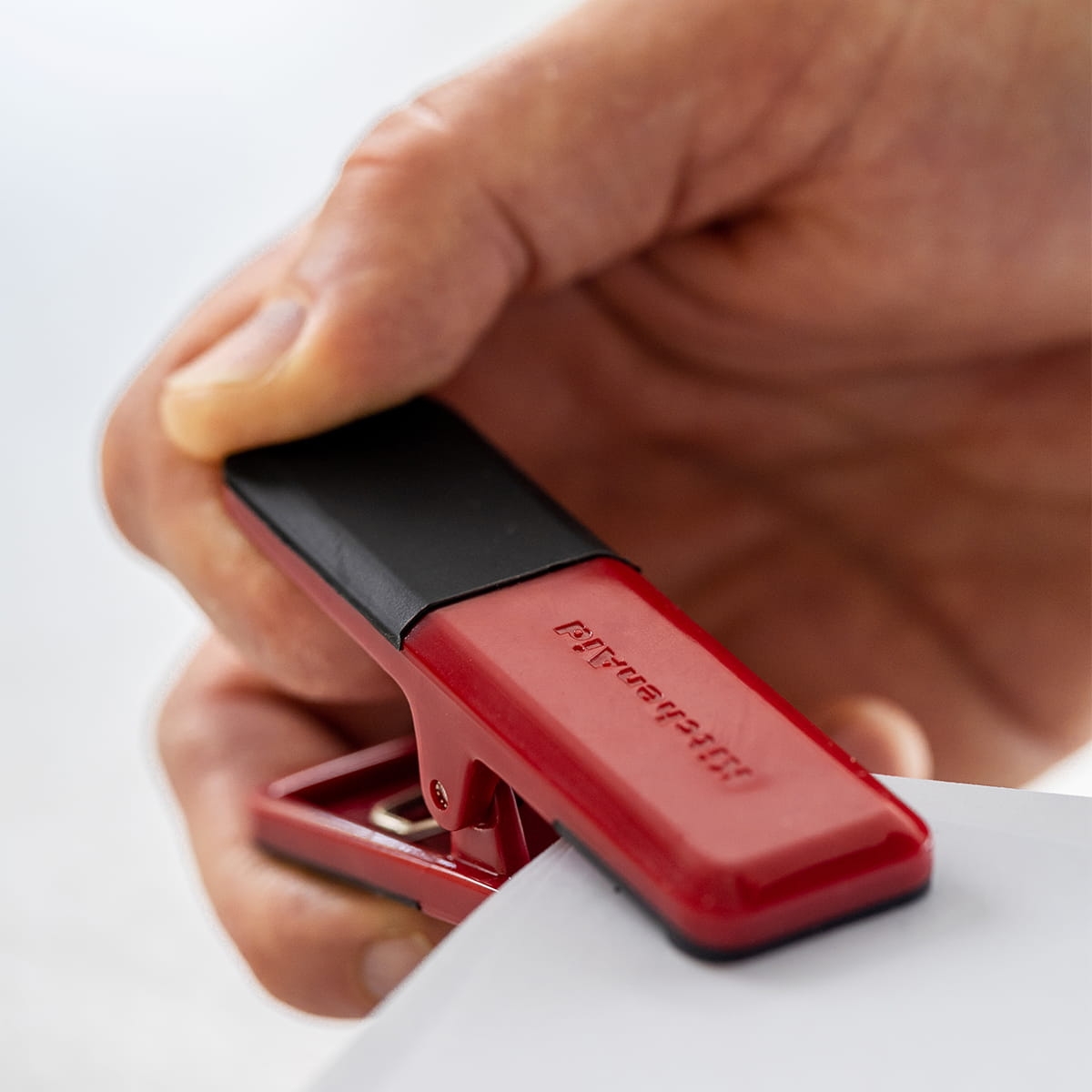 Wytrzymałe klipsy kuchenne KQG325OHERE w bakeshop.pl