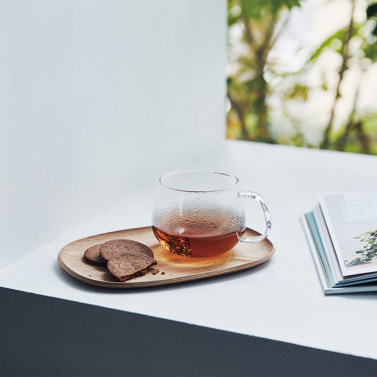 Taca z drewna KINTO 21731 w bakeshop.pl