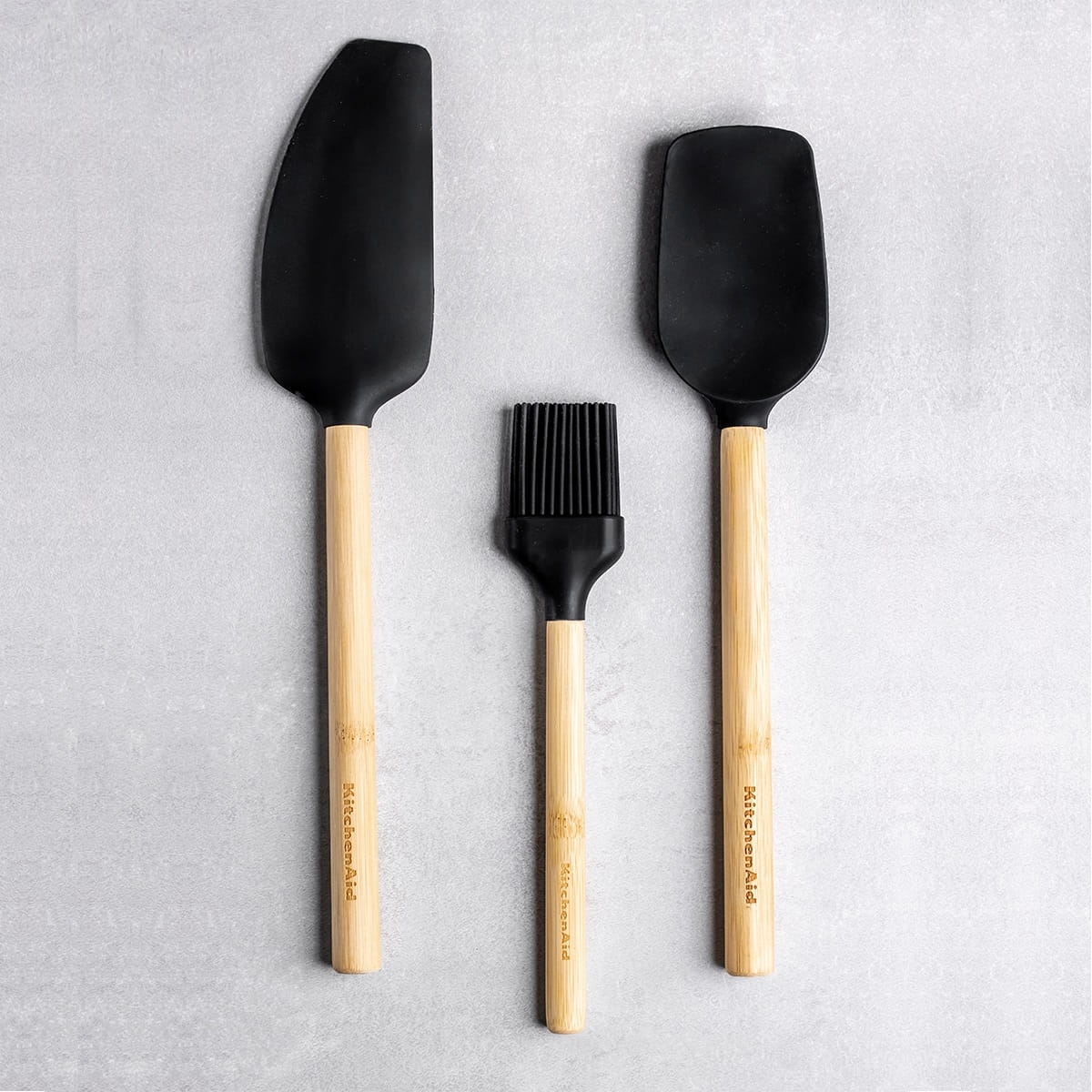 Szpatuły i pędzelek kuchenny KitchenAid KQG654OHBBE w bakeshop.pl