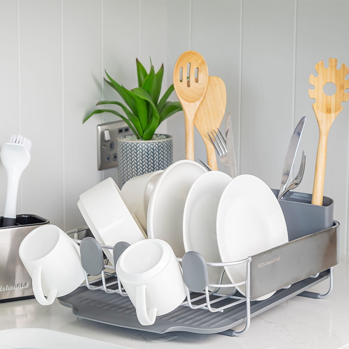 Stalowa suszarka do naczyń KEG895BXCGA w bakeshop.pl