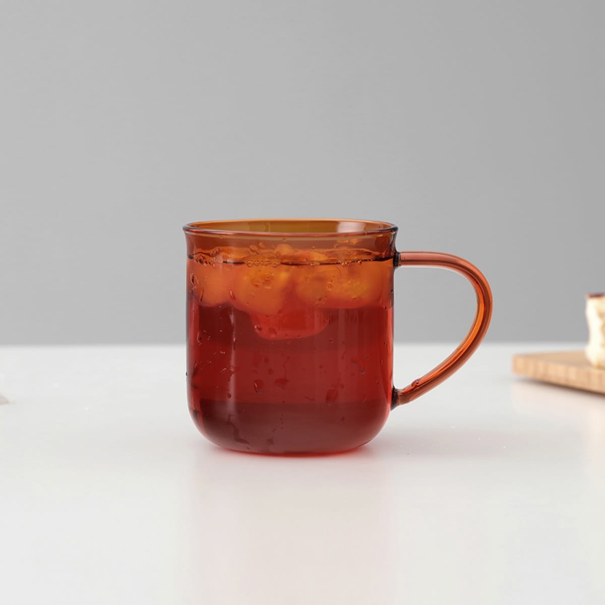 Szklany kubek z uchem na gorące i zimne napoje 400 ml V83060 dostępny na bakeshop.pl