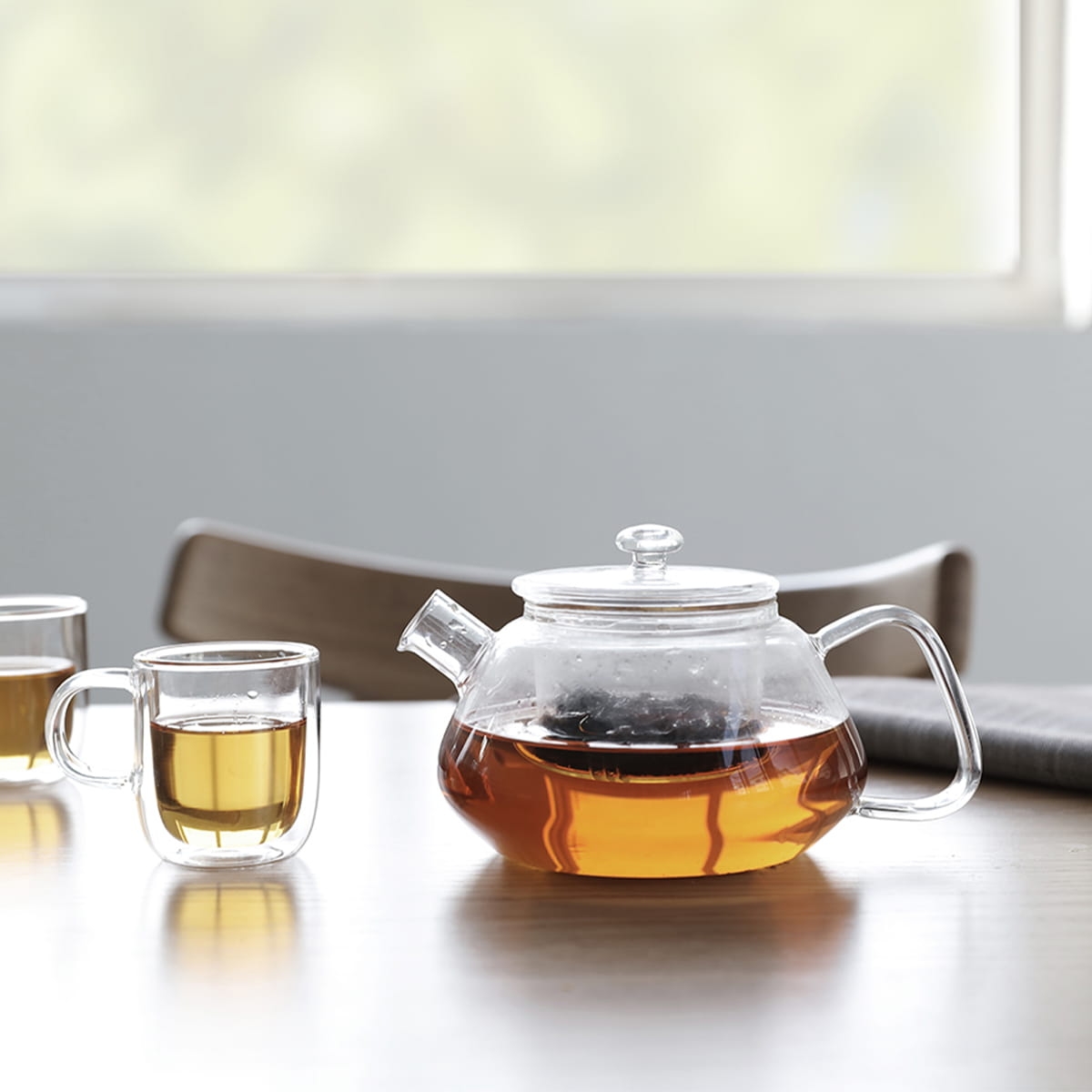 Szklany dzbanek Nicola z zaparzaczem 770 ml V70400 dostępny na bakeshop.pl