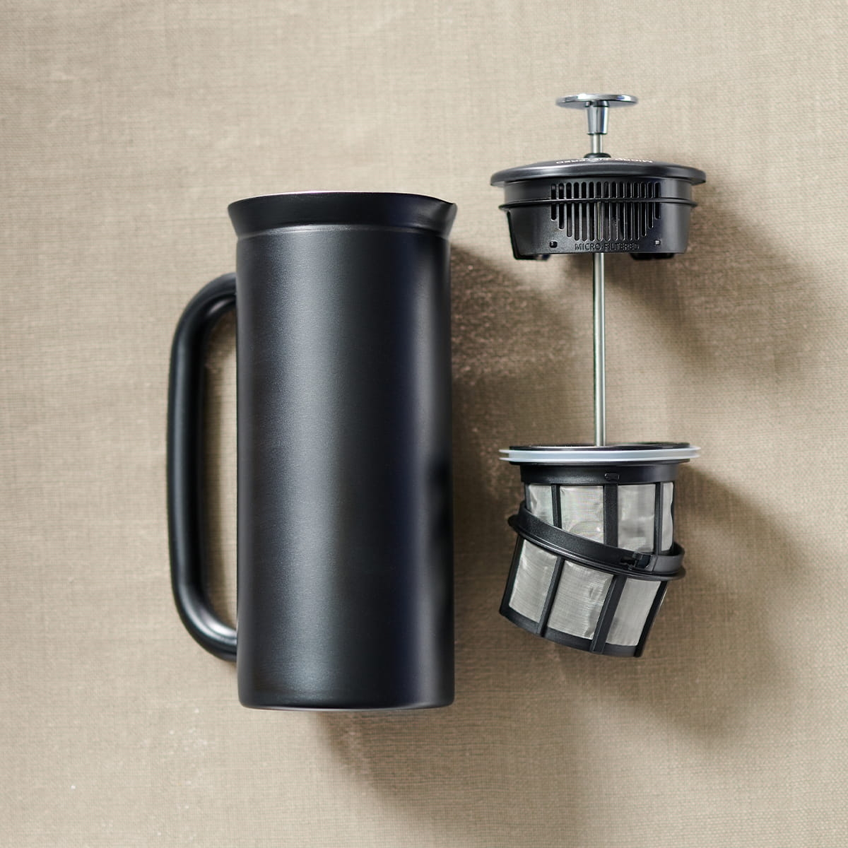Metalowy Coffee French Press P7 czarny z podwójnym mikrofiltrem dostępny na bakeshop.pl