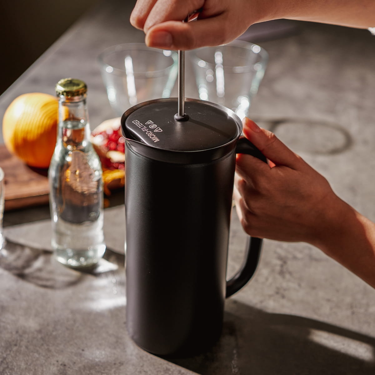 French Press P7 czarny to rewolucyjna metoda parzenia kawy 532 ml 1018C2-17BK dostępny na bakeshop.pl