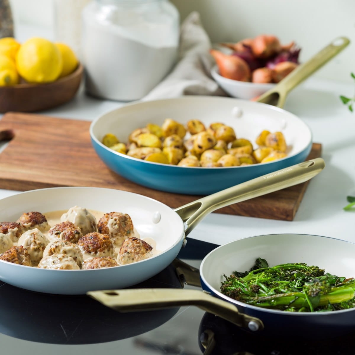Zestaw patelni non-stick ze zdrową powłoką ceramiczną bez BPA CC009019-001 zobacz na bakeshop.pl