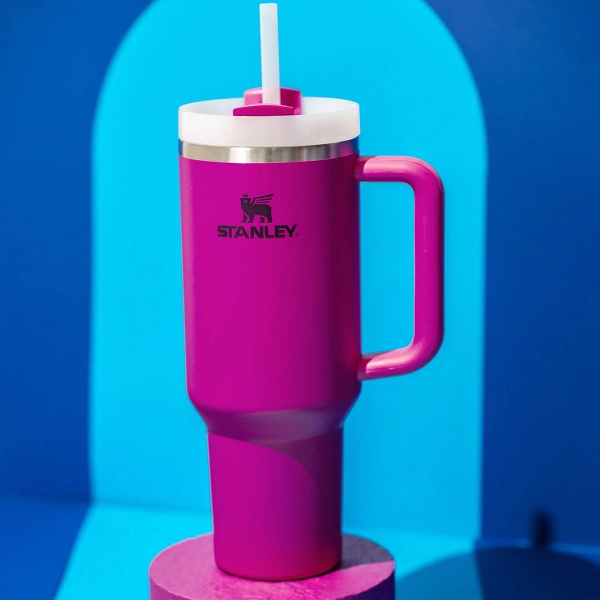 Nowy kolor kultowego kubka Stanley Quencher ze słomką 10-11824-201 już na bakeshop.pl