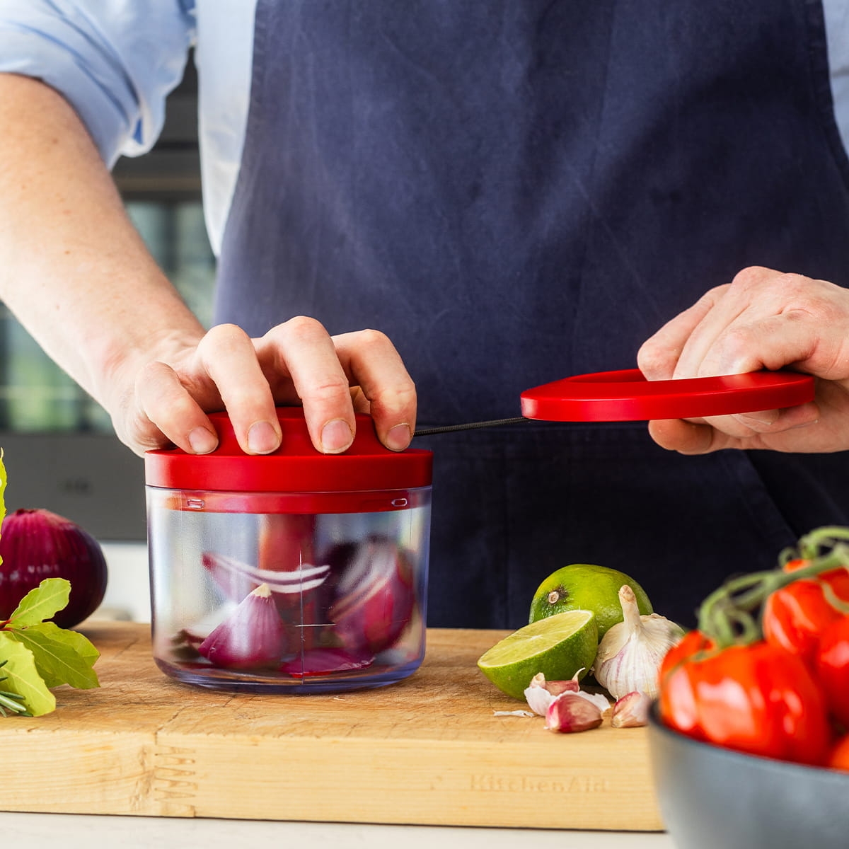 Ręczny siekacz do cebuli warzyw i orzechów  KitchenAid