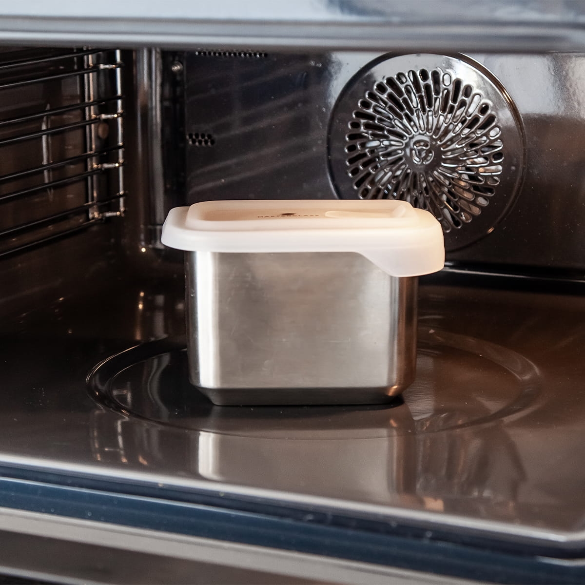 Pojemnik ze stali nierdzewnej do odgrzewania jedzenia w kuchence mikrofalowej i piekarniku