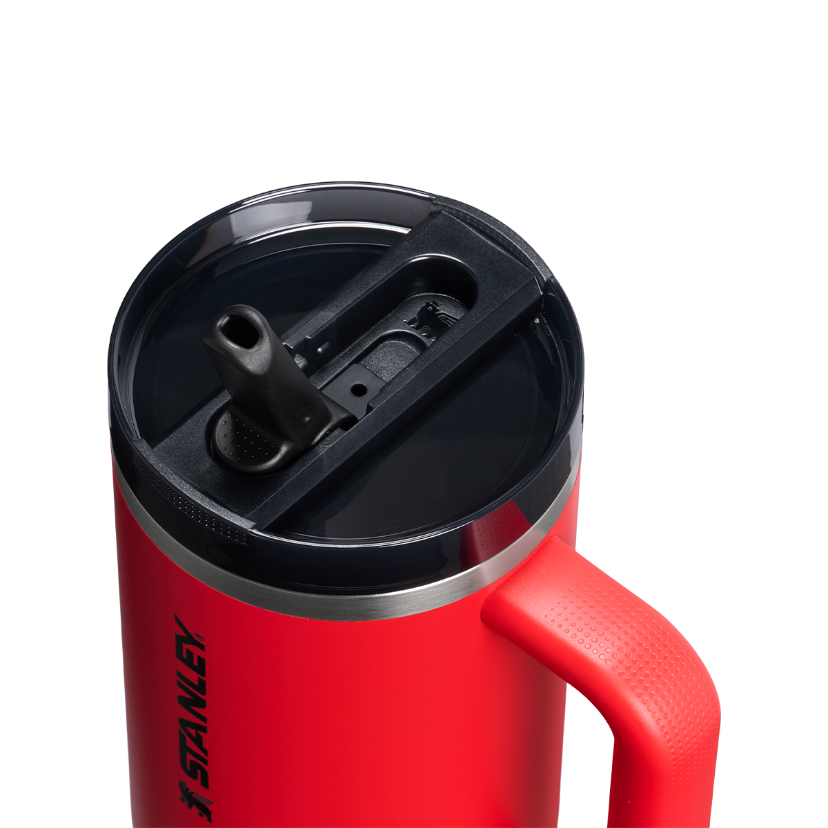 Stanley Quencher ProTour Flip Straw wyposażony w składany ustnik. Konstrukcja zapewniająca szczelność