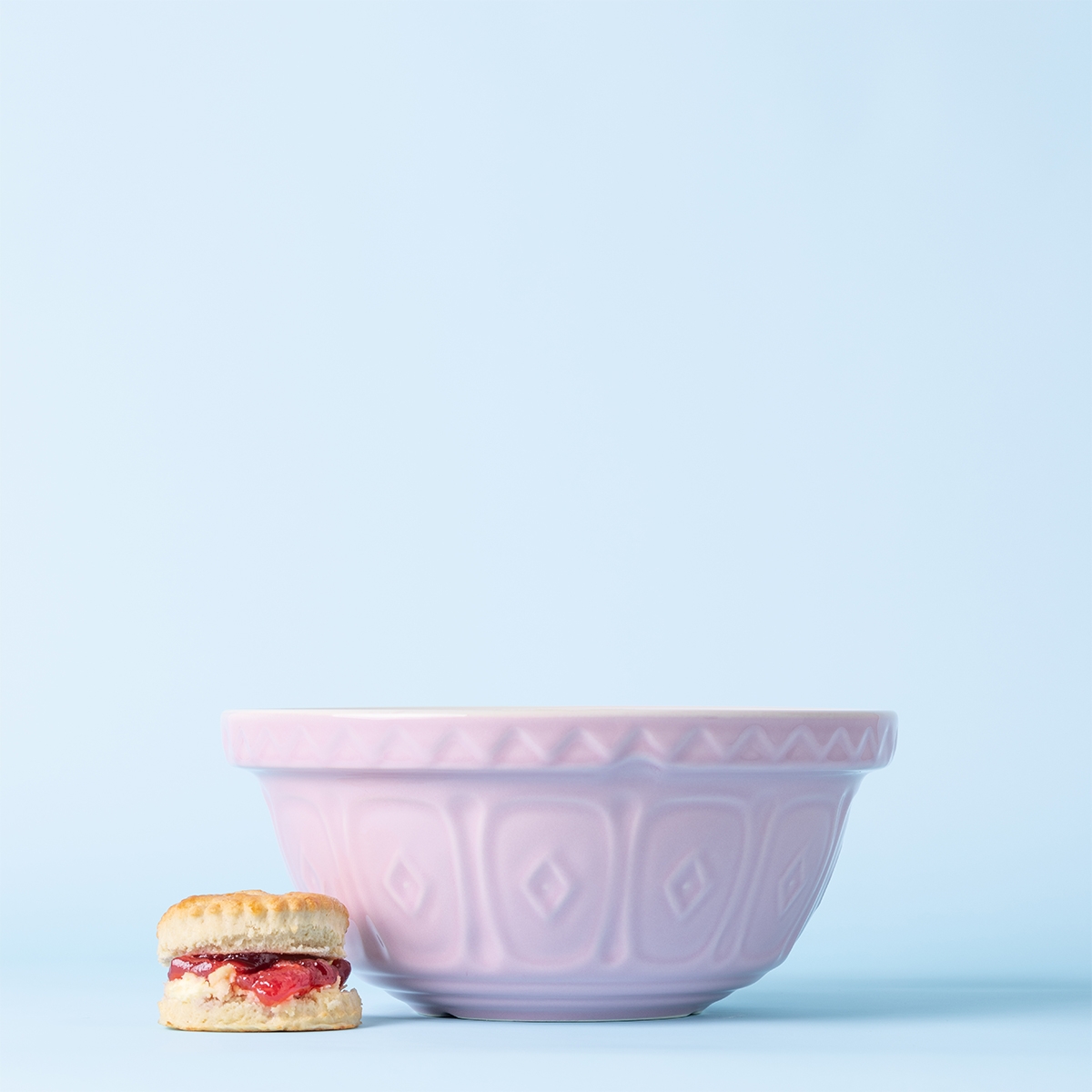 Misa do ciasta Mason Cash 24 cm 2 L – Colour Mix S24 Powder Pink