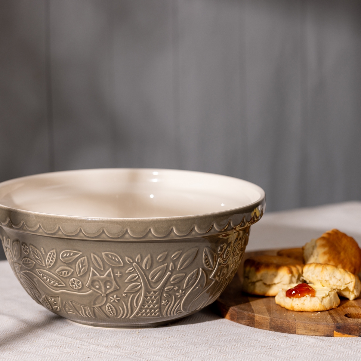 Miska ceramiczna do ciasta Mason Cash 4 l z wewnętrznym szkliwieniem, idealna na ciasto naleśnikowe, gofry, muffiny, biszkopt
