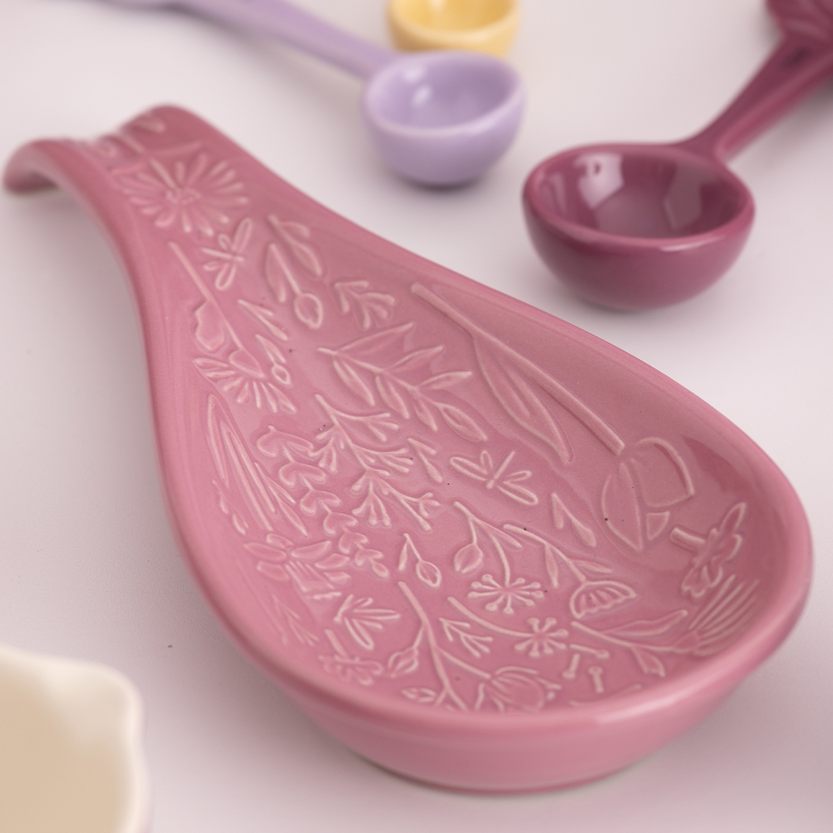 Podstawka pod łyżkę ceramiczną Mason Cash - stylowa kamionka w rustykalnym wzorze