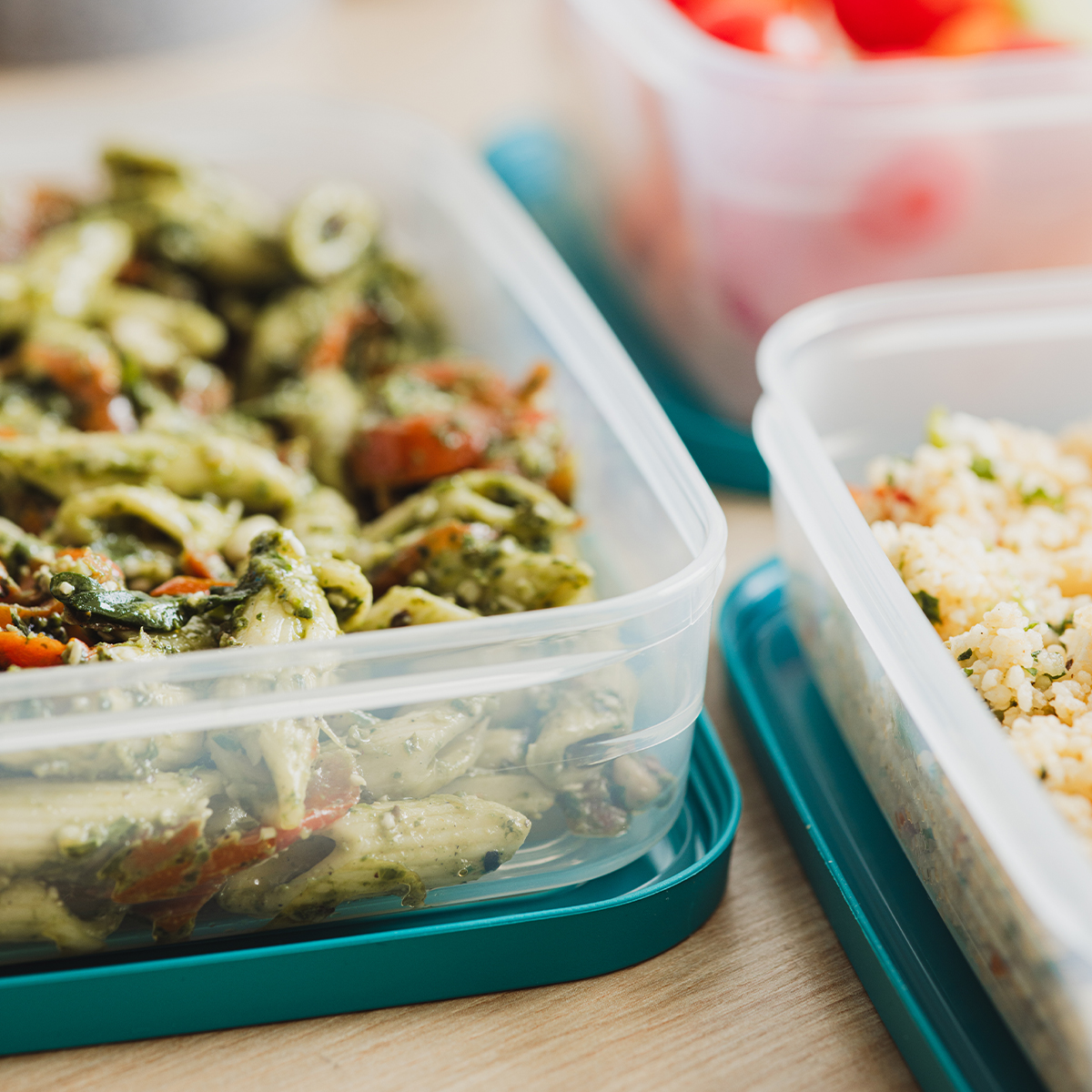 Idealne do przechowywania przekąsek, sałatek, owoców i porcji obiadowych.