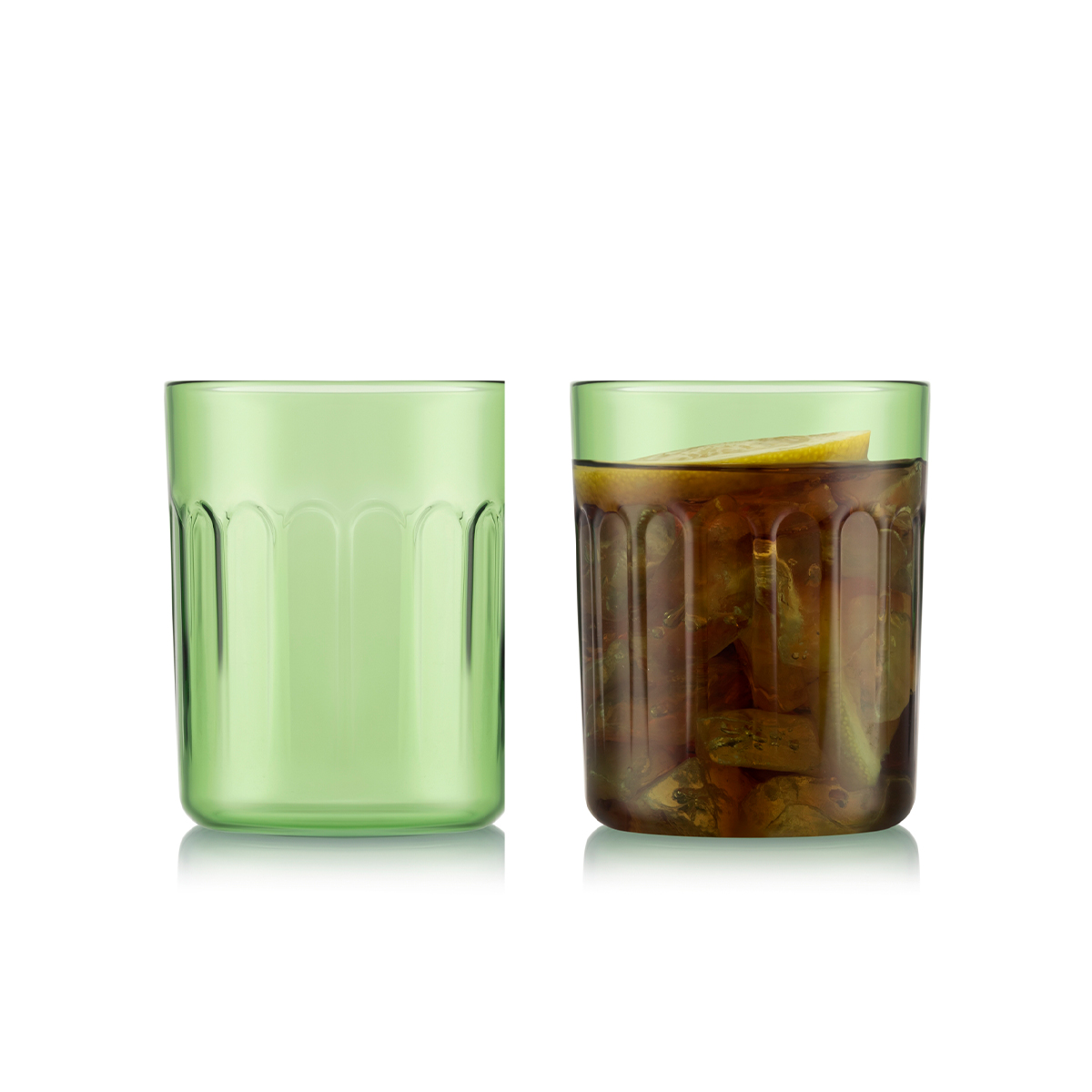 Wykonane z żaroodpornego szkła borokrzemowego, odporne na wysokie i niskie temperatury