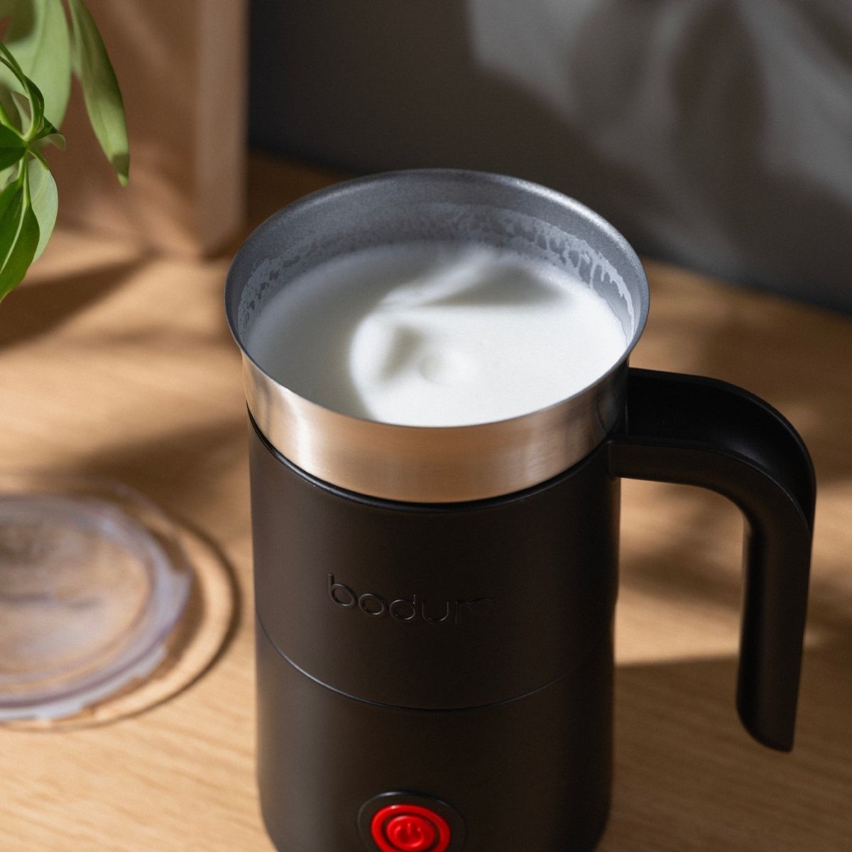 Spieniacz do mleka Bodum Barista ze zdejmowaną pokrywką
